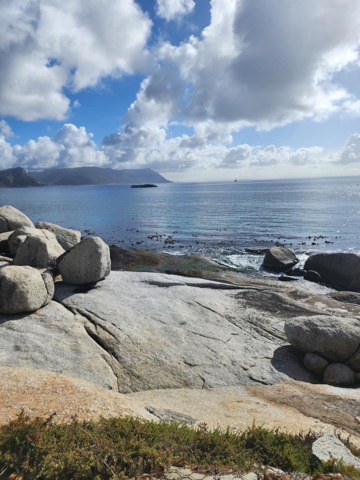 Boulders Blue Bed And Breakfast Simon's Town Exterior photo